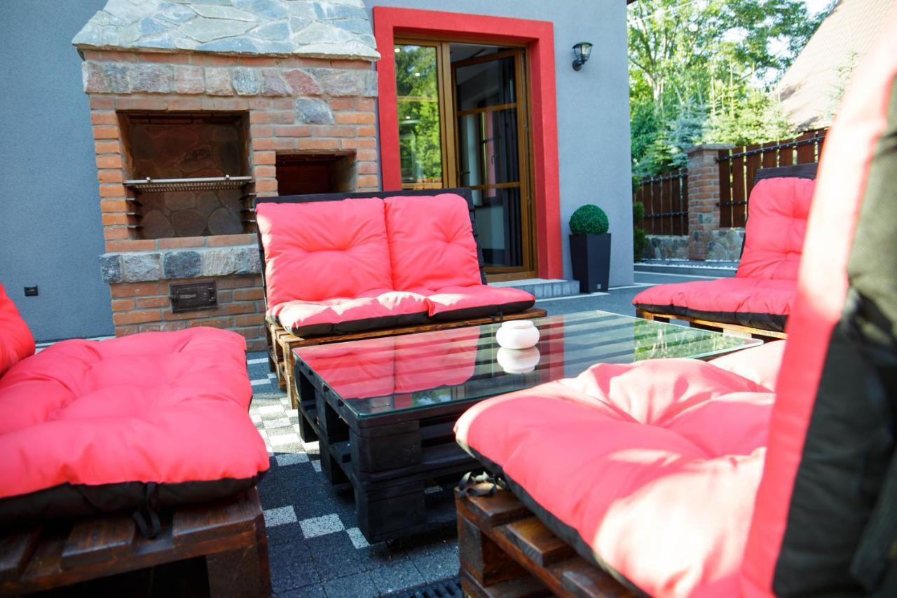 Dom Nad Jeziorem Ublik Z Sauna I Jacuzzi Zewnętrze zdjęcie