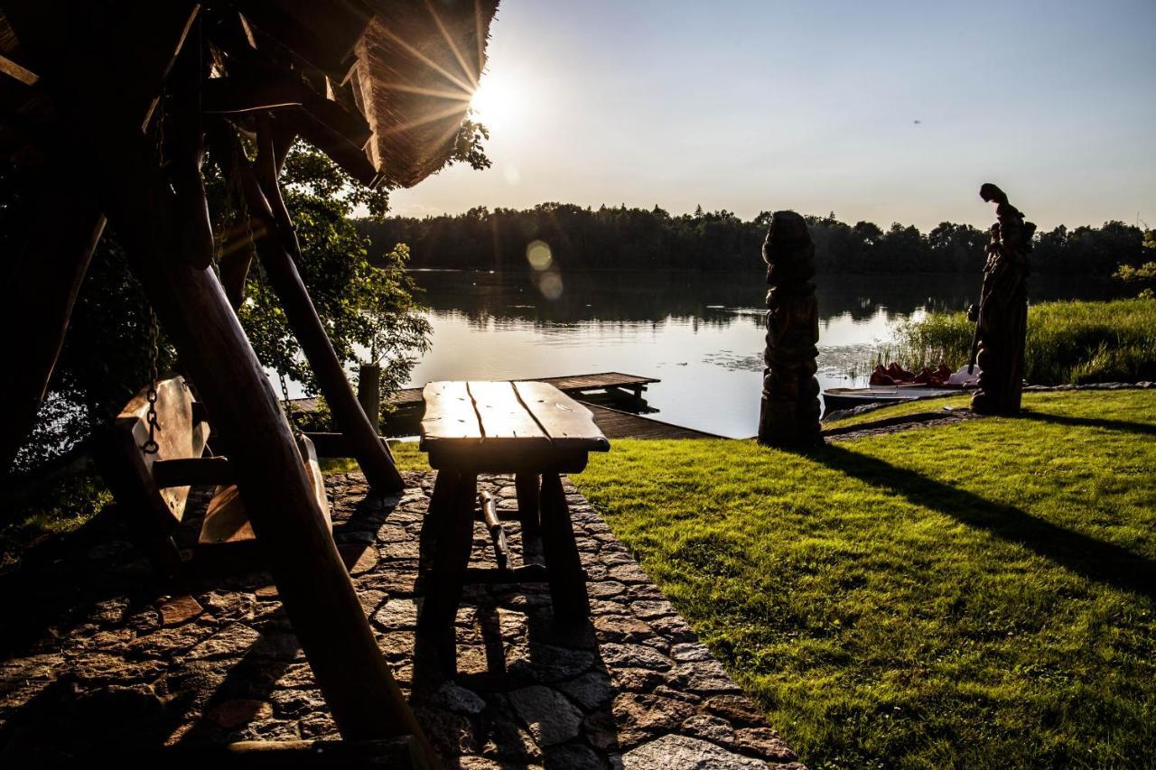 Dom Nad Jeziorem Ublik Z Sauna I Jacuzzi Zewnętrze zdjęcie